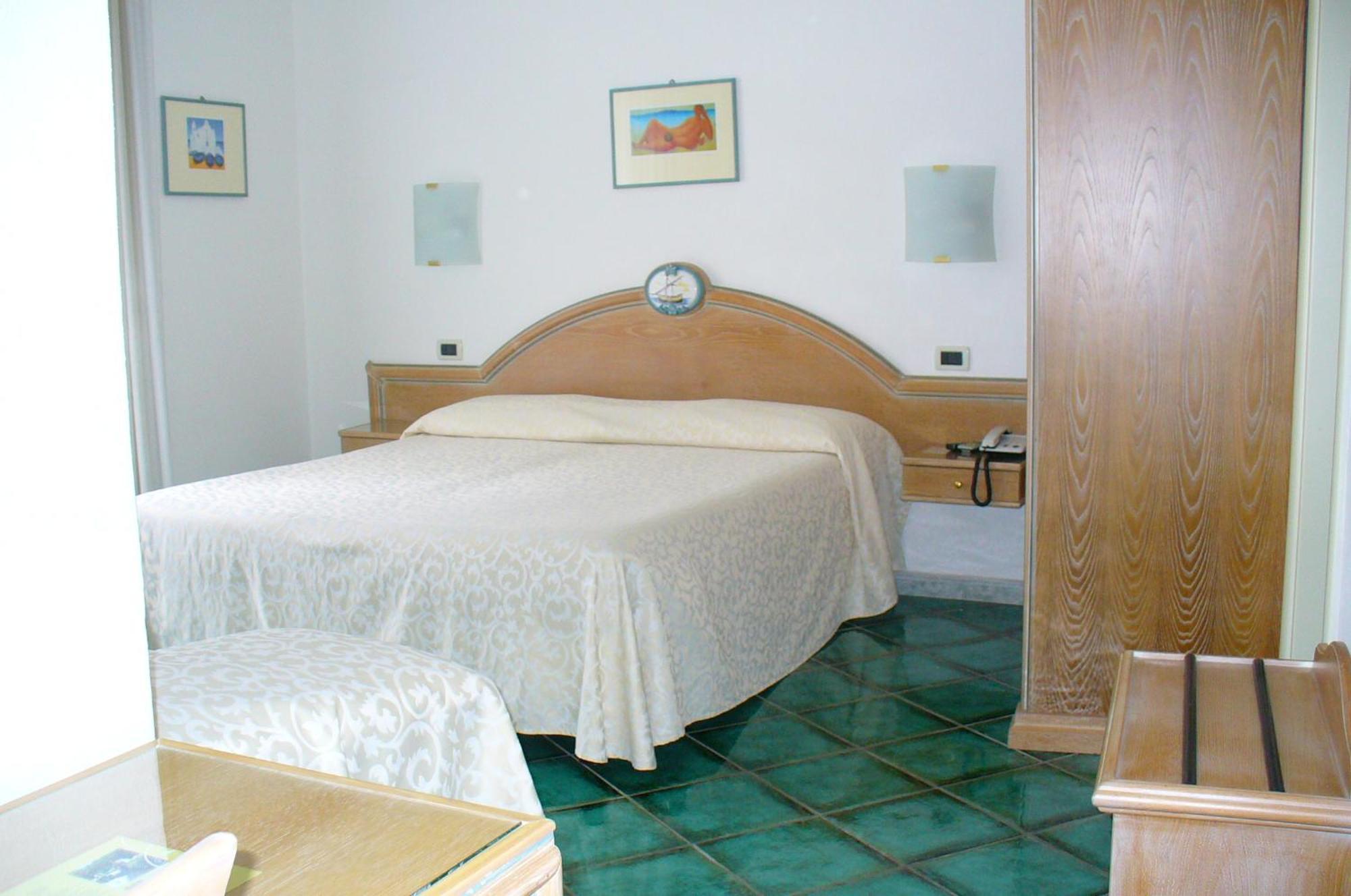 La Marticana Hotel 3*