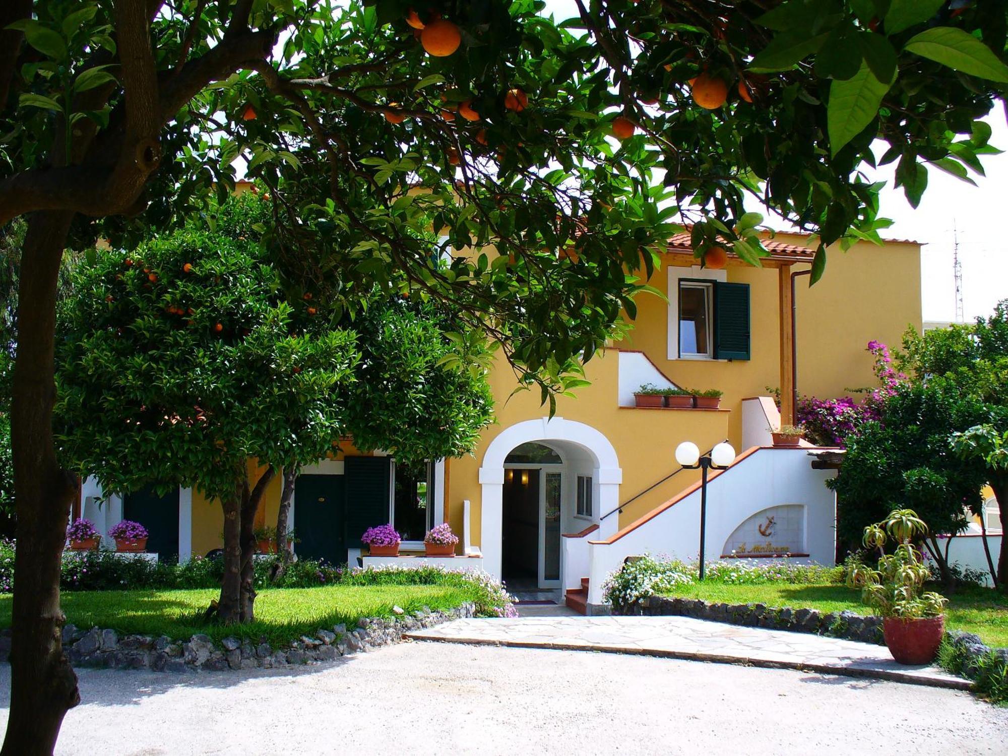 Hotel La Marticana Ísquia