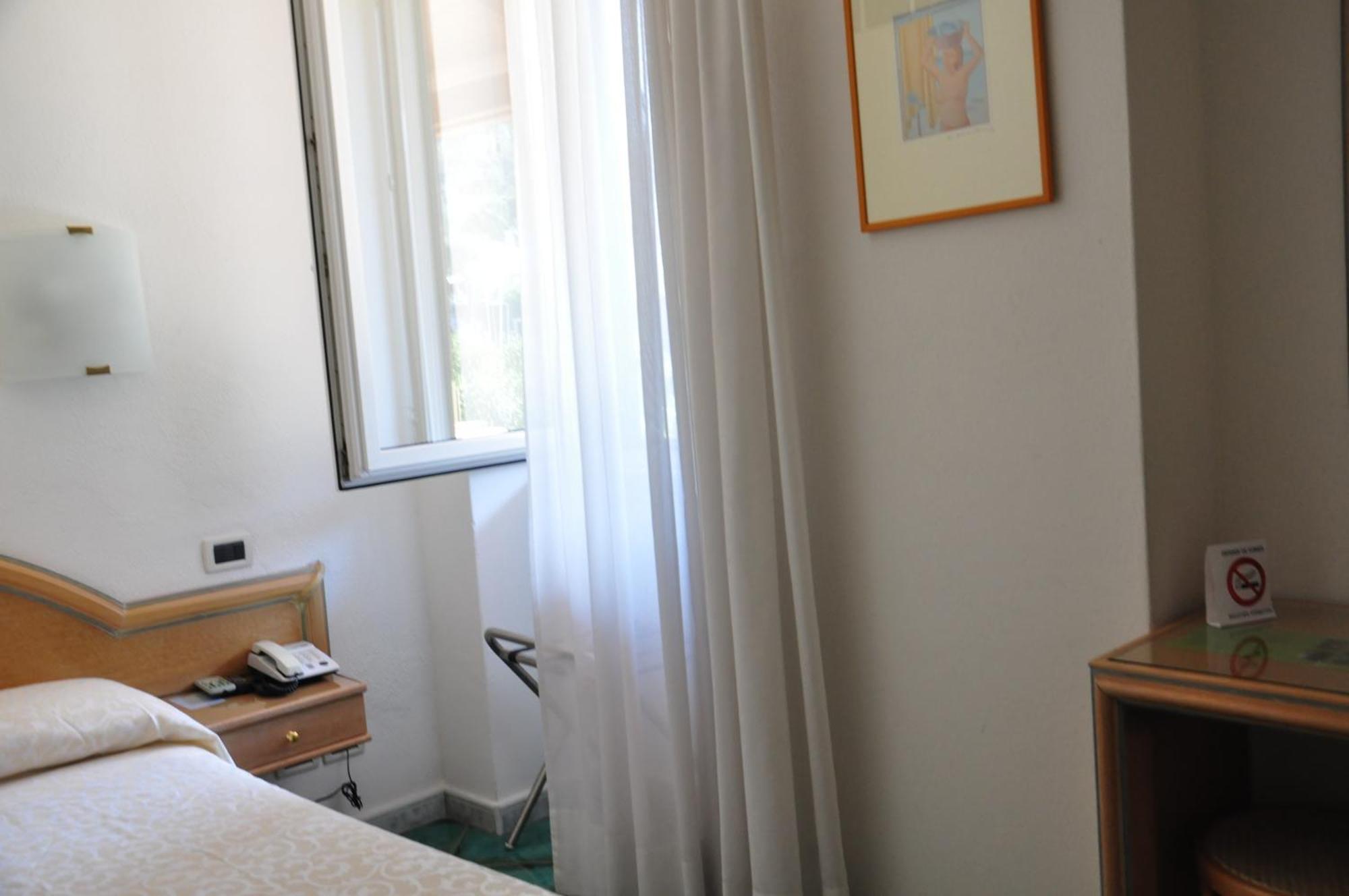 Hotel La Marticana Ísquia